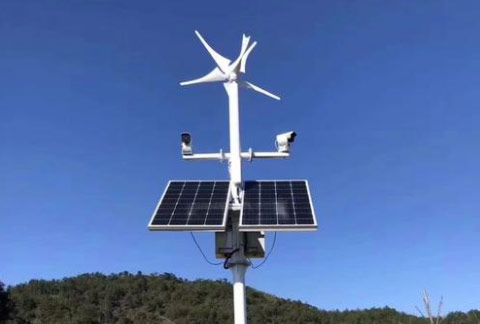 С��̫��ܹ��ϵ�y(t��ng)