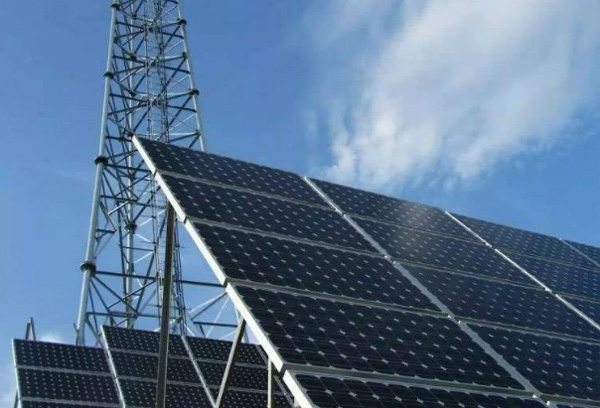 ̫��ܻ�վ���ϵ�y(t��ng)�r��